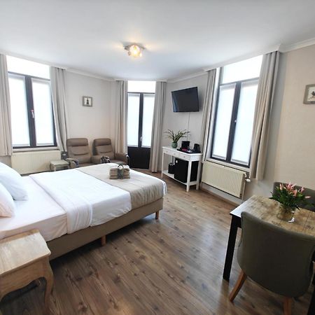 Hotel Tropicana บลังเคนเบอร์เก ภายนอก รูปภาพ