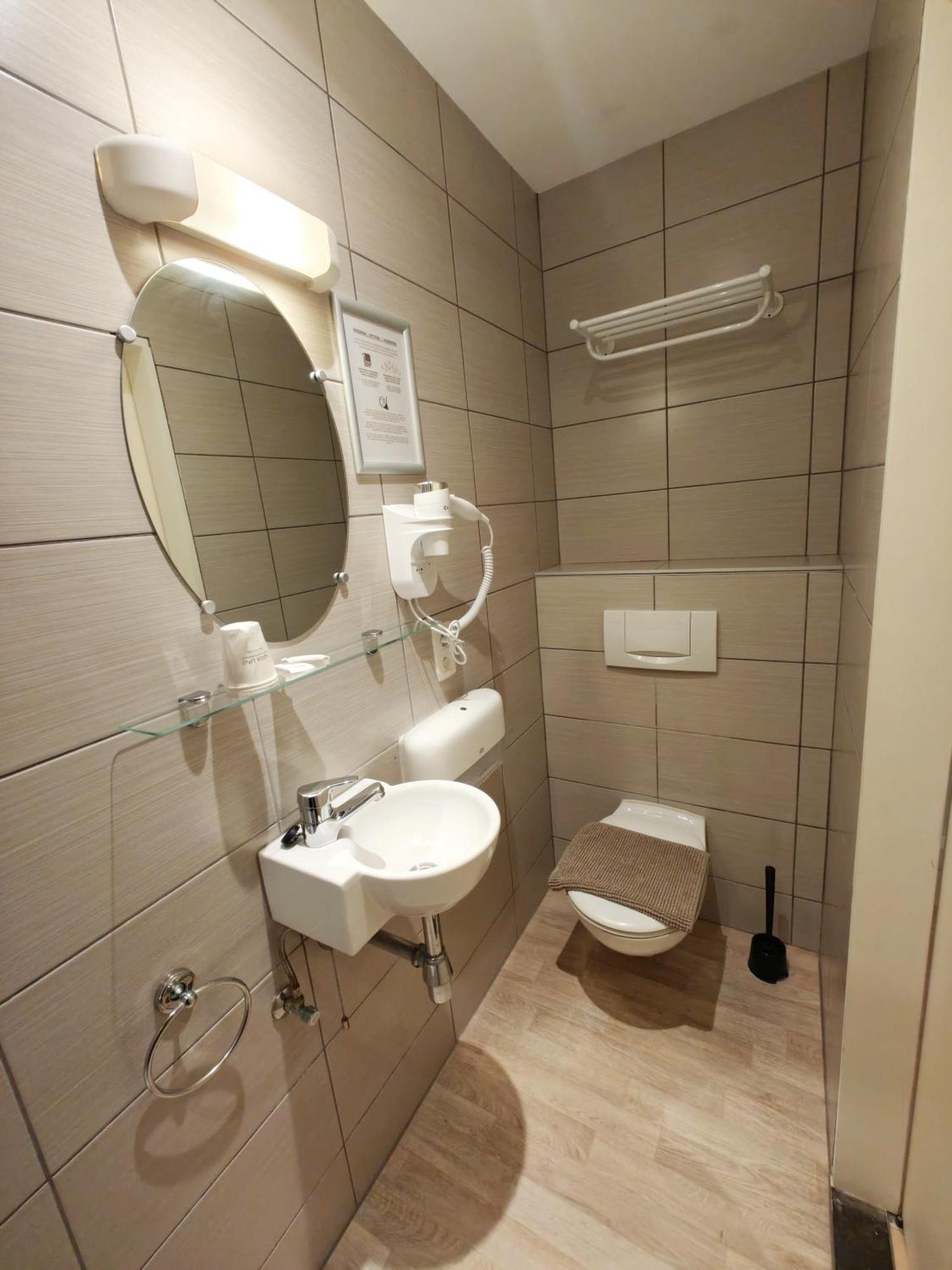 Hotel Tropicana บลังเคนเบอร์เก ภายนอก รูปภาพ